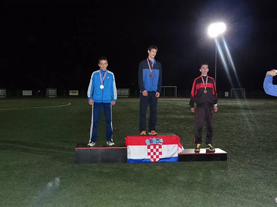 Junior Ivan Dračar treći na PH na 10 000m na stazi