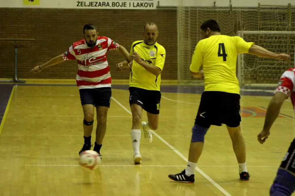 KC liga // Active bolji od Romantičara, novi poraz Petgrada