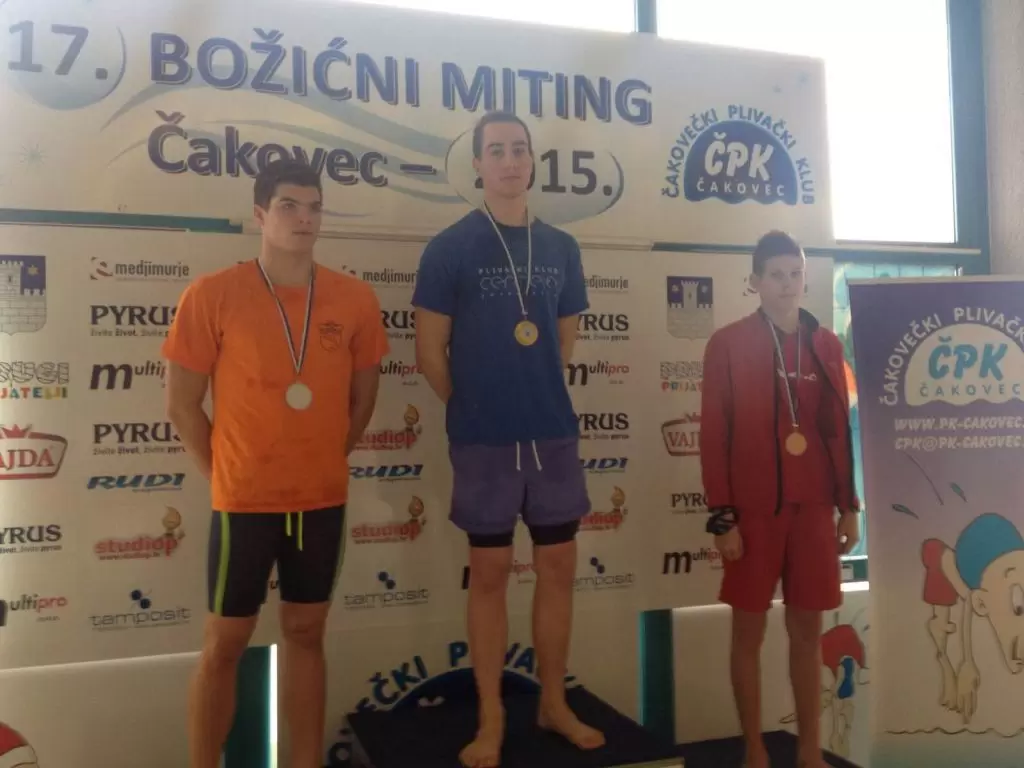Novi uspjesi 35 plivača PK Cerina koji su nastupili na 17. Božićnom mitingu održanom 05.12.2015 u Čakovcu