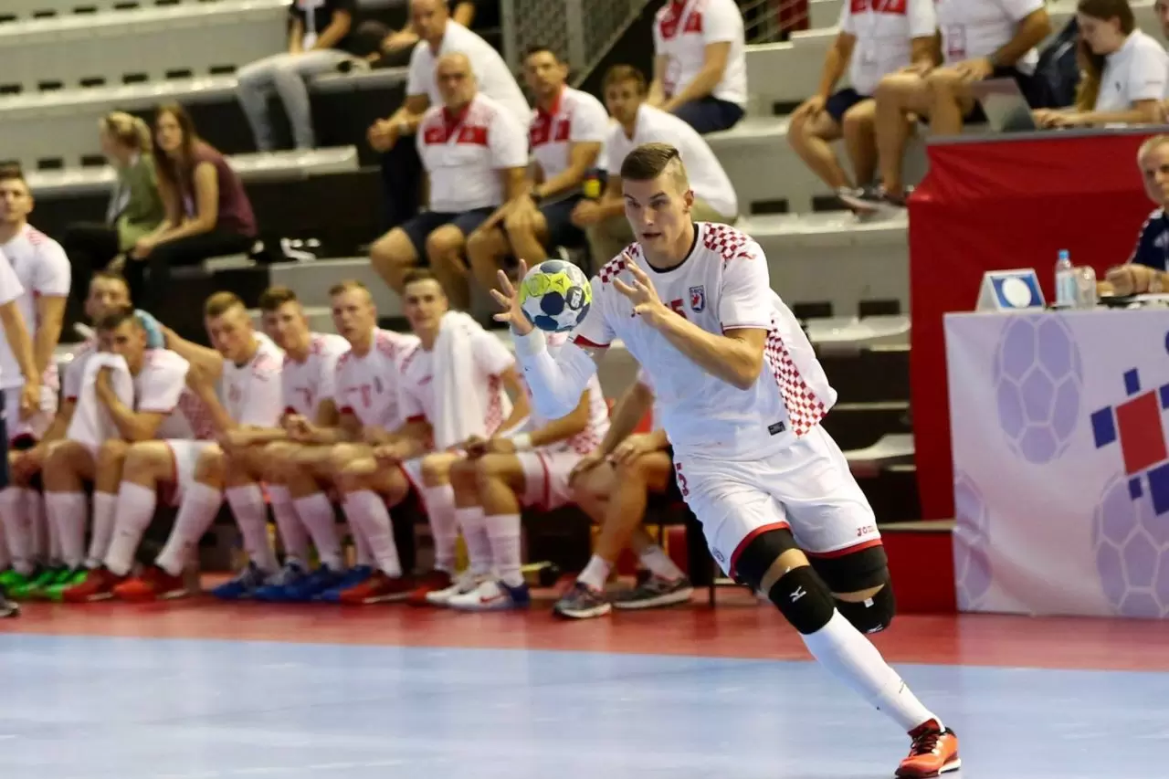 M18 Euro 2016 EHF | Zajednica sportova Koprivničko križevačke zajednice | Hrvatska : Češka