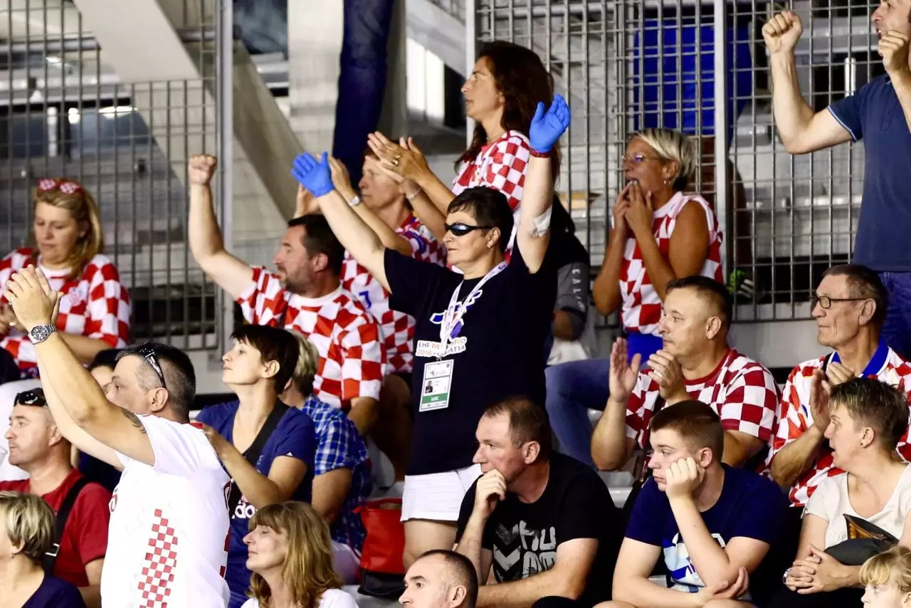 M18 Euro 2016 EHF | Zajednica sportova Koprivničko križevačke zajednice | Hrvatska : Češka