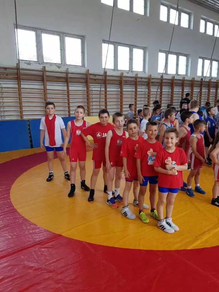 Dva zlata, tri srebra i dvije bronce osvojii u hrvači Podravke u Szigetvaru