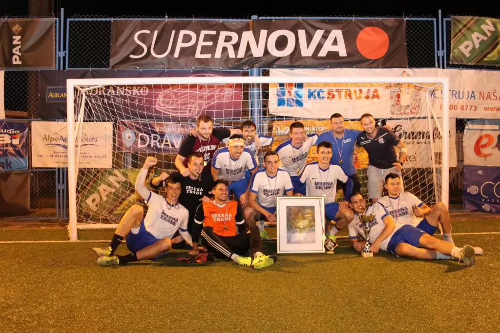Pan Ljetna liga Koprivnica // Jelena Trade velikim preokretom u dramatičnom finalu pobijedila CB Loop/Superprint