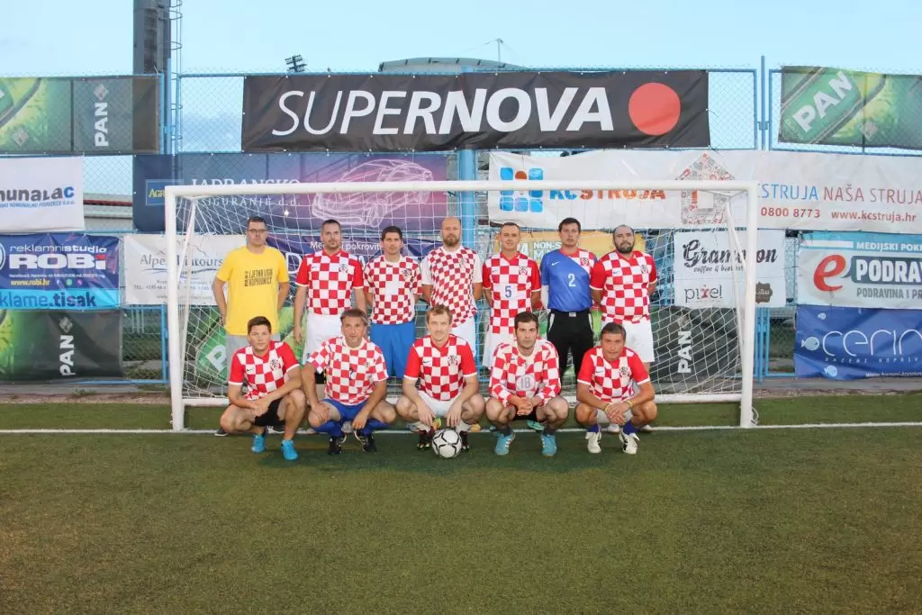 Sportski novinari | Pan Ljetna liga Koprivnica // Jelena Trade velikim preokretom u dramatičnom finalu pobijedila CB Loop/Superprint