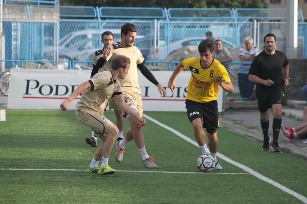 Pan Ljetna liga Koprivnica // Završena grupna faza, izvučeni parovi osmine finala