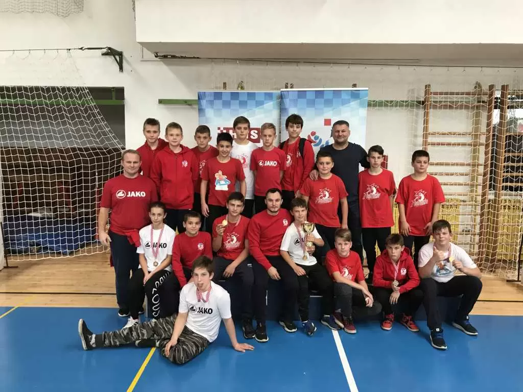 Hrvački klub Podravka ekipni prvak Hrvatske u uzrastu mlađih dječaka, braća Benko i Zadravec prvaci Hrvatske, Raknić drugi, Delimar treći, a Lana Nogić treća kod djevojčica