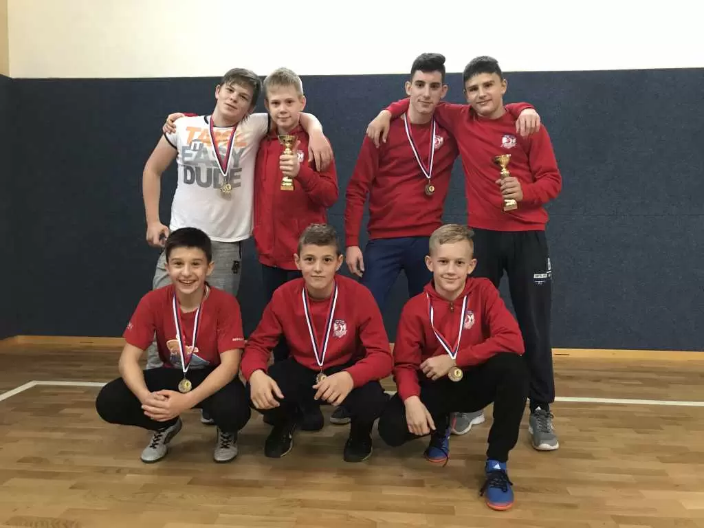 Sedam hrvača i isto toliko medalja osvojili su hrvači Podravke u Slovačkoj