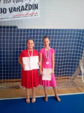 PAULA I KRISTINA DO ZLATA U VARAŽDINU