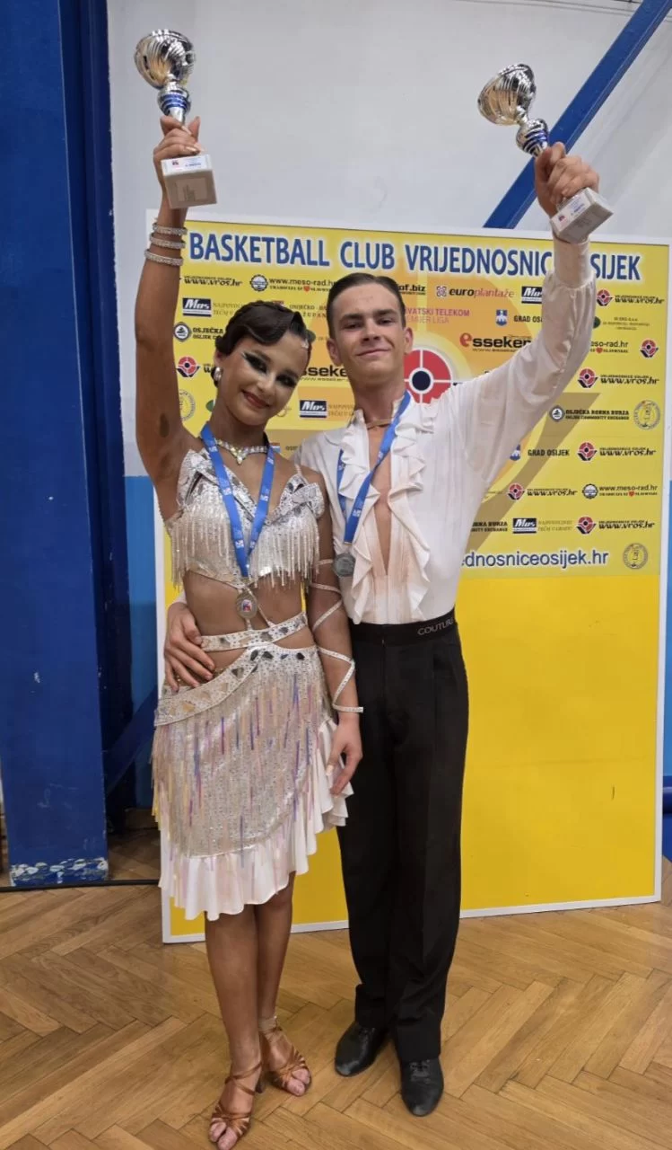 MLADI PLESAČI SPK RITAM KOPRIVNICA OSTVARILI VRHUNSKE REZULTATE NA PRVENSTVU HRVATSKE U KOMBINACIJI 10 PLESOVA